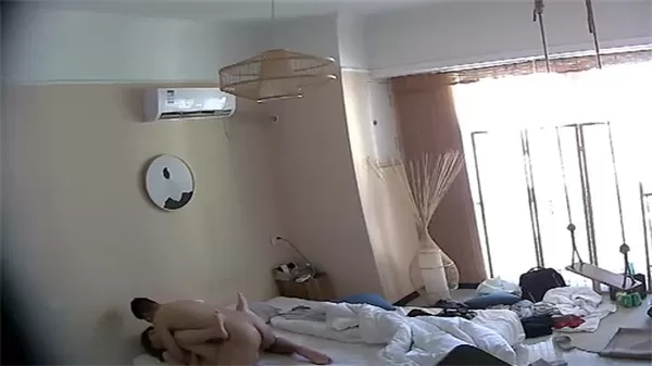 绝版日式秋千房酒店偷拍！360°全景视角激情盗摄，娇喘诱惑全收录