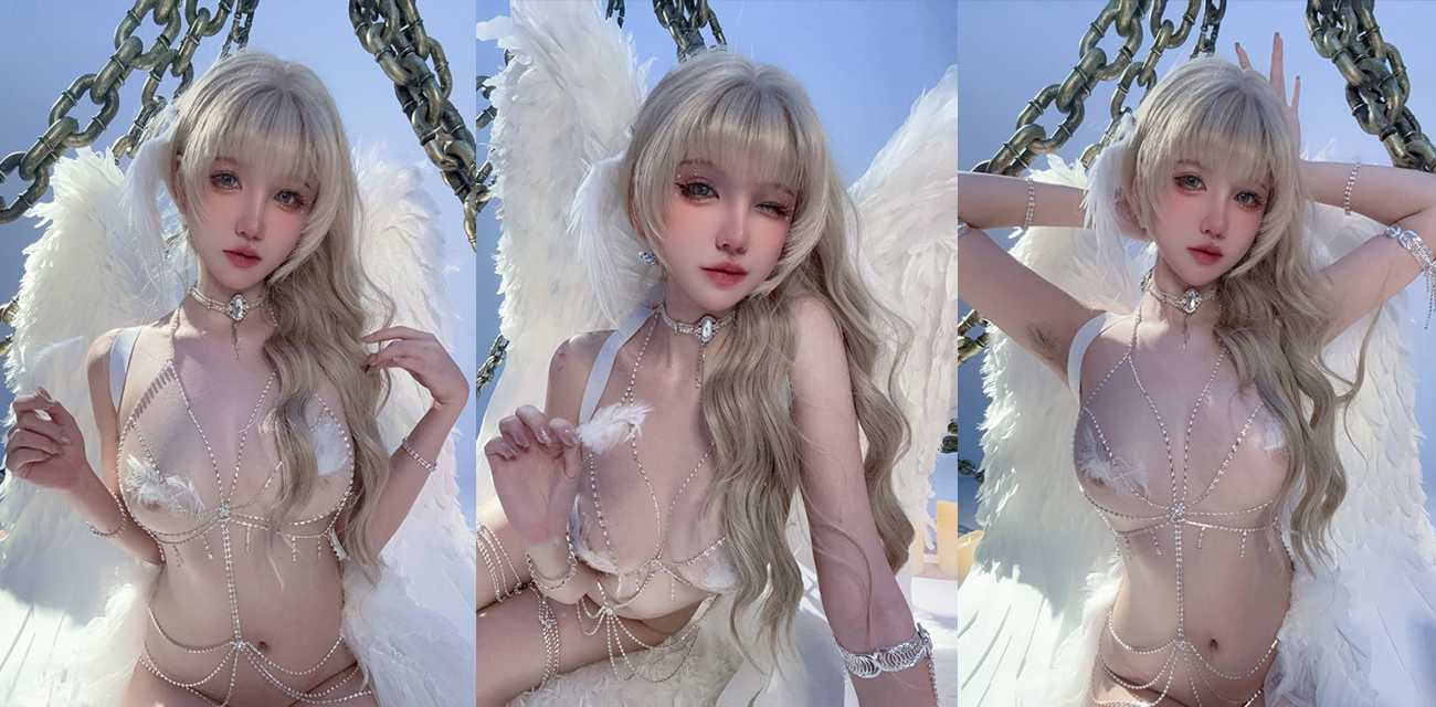 神颜福利姬【阿薰kaOri】最新写真,化身赤裸天使美翻众人,多毛小穴引人情欲握玩假屌白浊拉丝