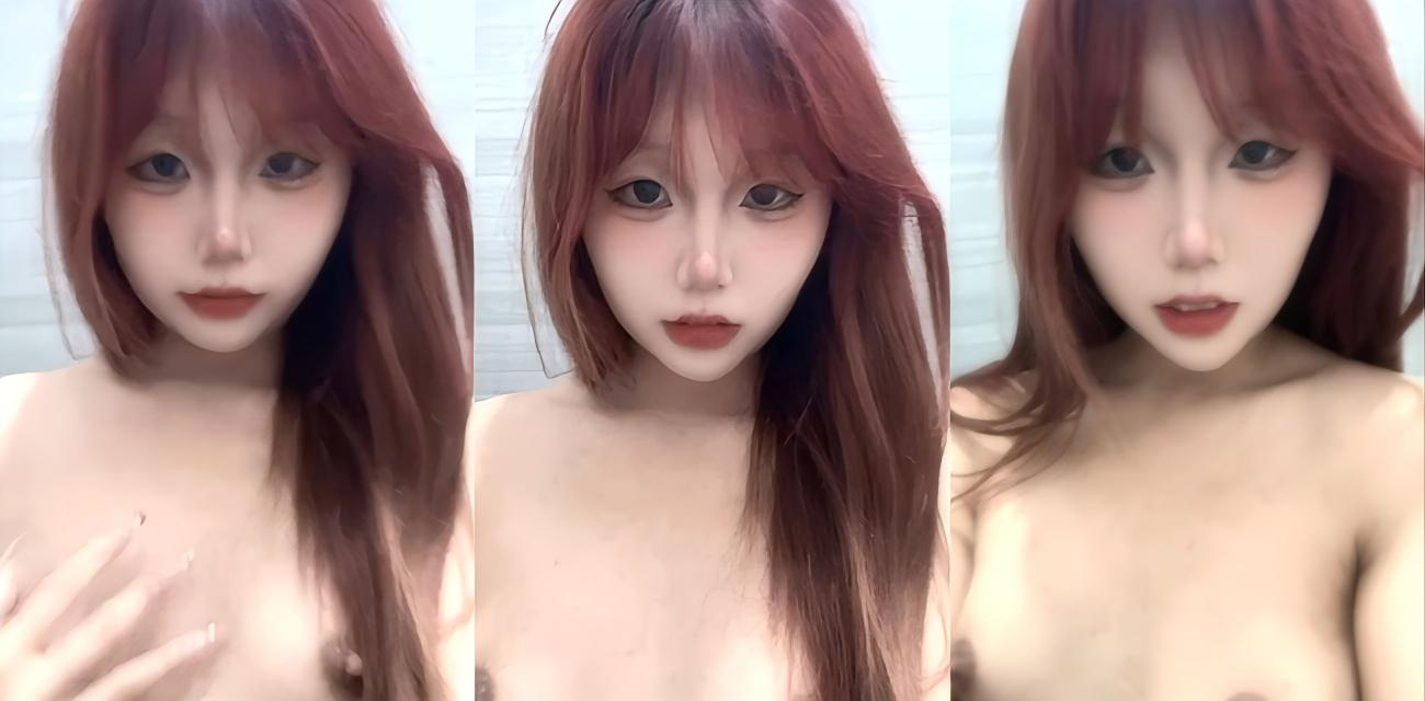 四川美女大学生【黄一舟】金主定制视频流出,红色吊带露奶掰穴翘臀特写骚劲爆表