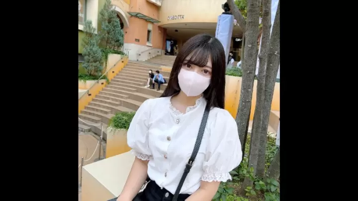 FC精品无码PPV_初撮影個数限定無修正捕まえた美女は坂道系のツンデレ女子大生